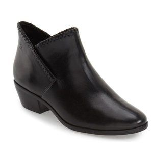 Jack Rogers Leather Black Block Heel Boot Bootie 7